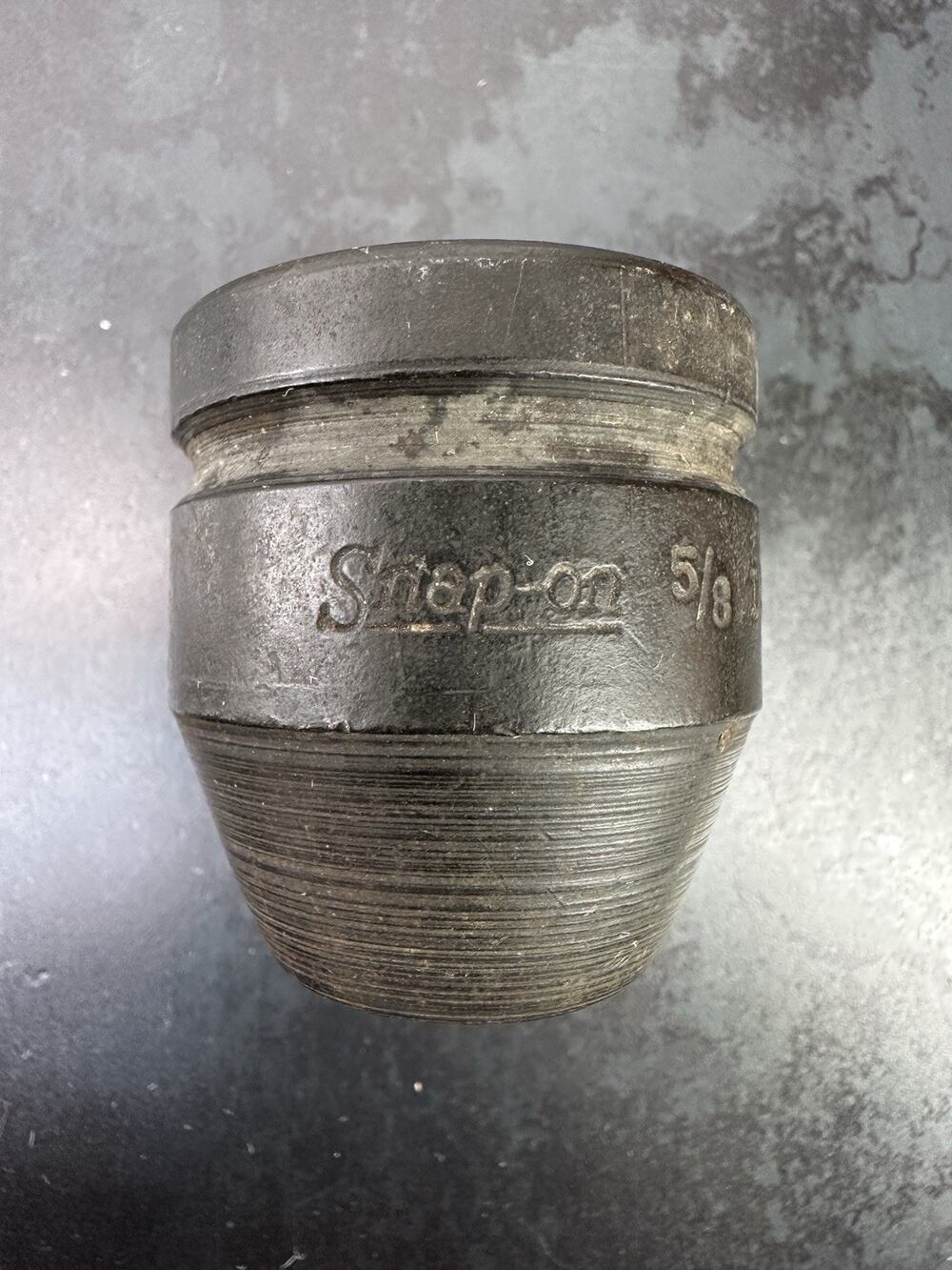 Used Snap On 3/4 Drive 6-point 5/8-in Shallow Impact Socket #IM202 Made in USA